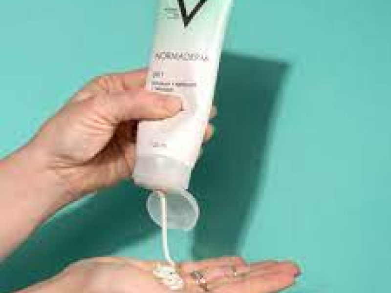 VICHY NORMADERM 3IN1 MASK 125ML 67143 VICHY NORMADERM 3IN1 MASK 125ML 67143