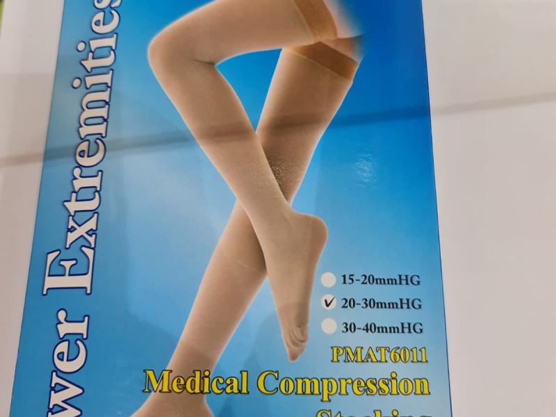 دعم فوق الركبة - XL - جورب سفلي دعم فوق الركبة - XL - جورب سفلي