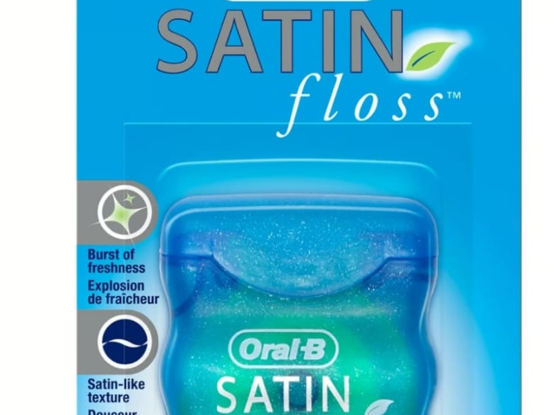 ORAL-B SATIN TAPE MINT 